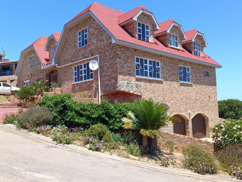 4 Bedroom Property for Sale in Aston Bay Eastern Cape